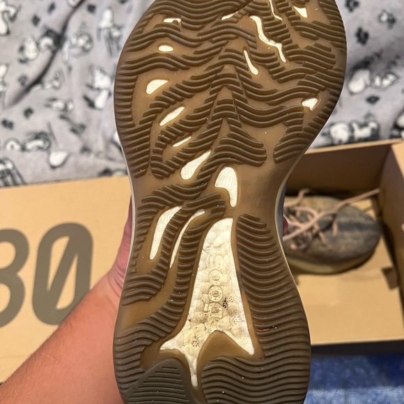 Yeezy 380 Men Size 8 - Picture 5 of 11